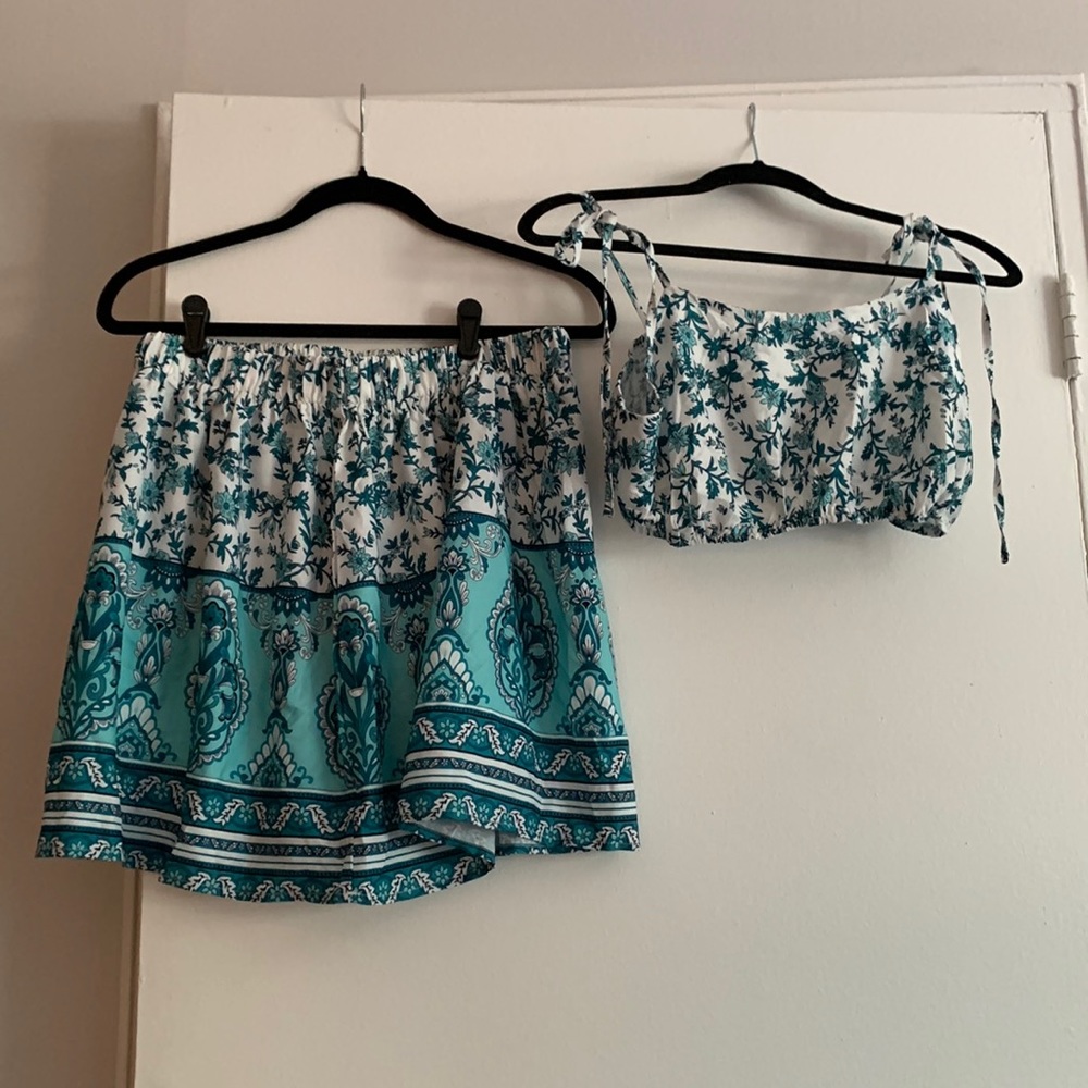 Skirt and top set